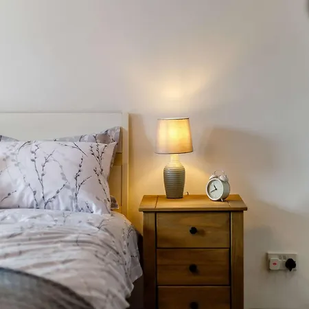 Holiday home 2 Bed In Polyphant 85912 Trewen